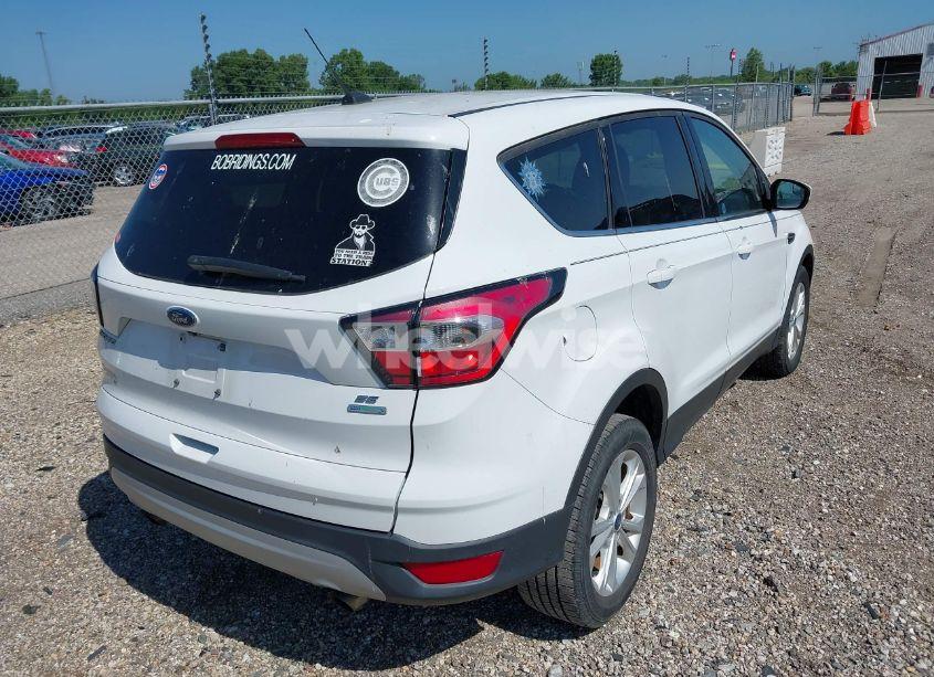 Photo 4 of 2017 Ford Escape SE (VIN 1FMCU0GD6HUE88591)