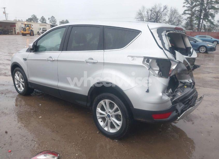 Photo 3 of 2017 Ford Escape SE (VIN 1FMCU0GD6HUE91264)