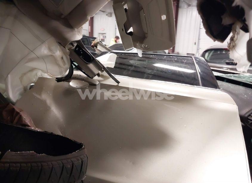 Photo 5 of 2018 Ford Escape SE (VIN 1FMCU0GD6JUA02707)