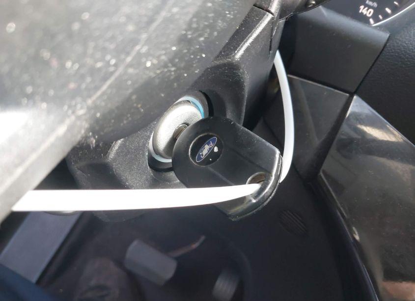 Photo 11 of 2018 Ford Escape SE (VIN 1FMCU0GD6JUA42396)