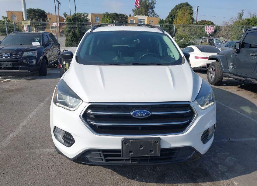 Photo 12 of 2018 Ford Escape SE (VIN 1FMCU0GD6JUA42396)