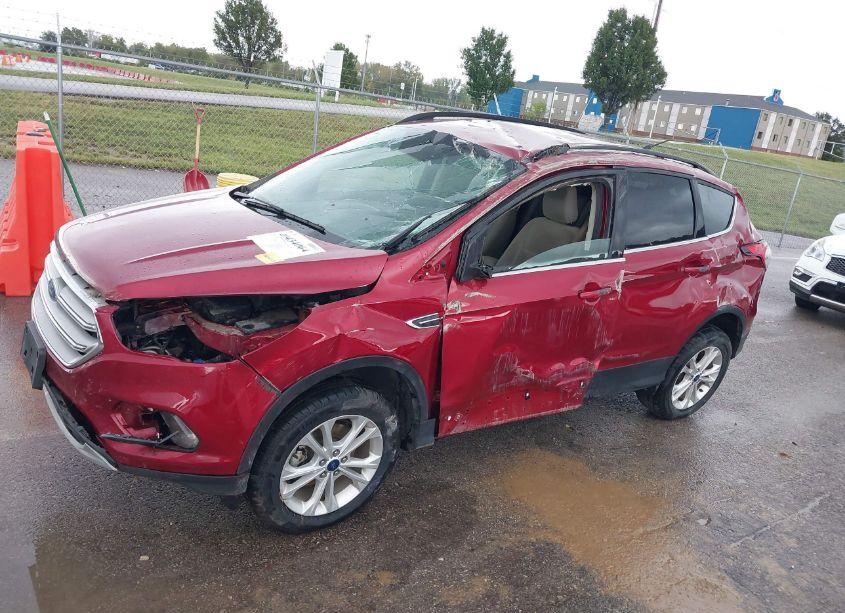 Photo 6 of 2018 Ford Escape SE (VIN 1FMCU0GD6JUB12284)