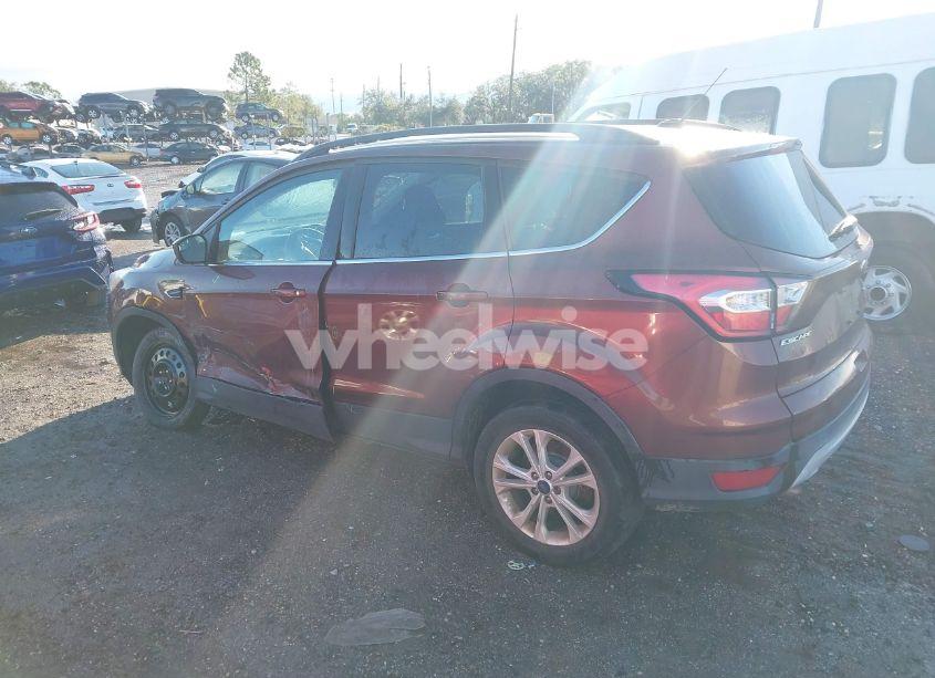 Photo 14 of 2018 Ford Escape SE (VIN 1FMCU0GD6JUB15217)