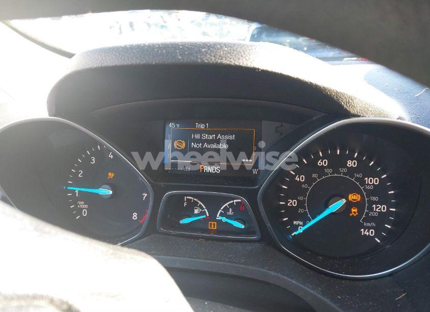 Photo 7 of 2018 Ford Escape SE (VIN 1FMCU0GD6JUB15217)
