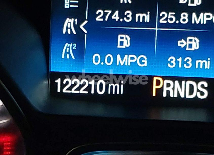 Photo 15 of 2018 Ford Escape SE (VIN 1FMCU0GD6JUB32888)