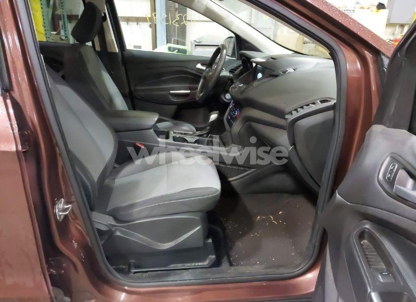 Photo 5 of 2018 Ford Escape SE (VIN 1FMCU0GD6JUB32888)