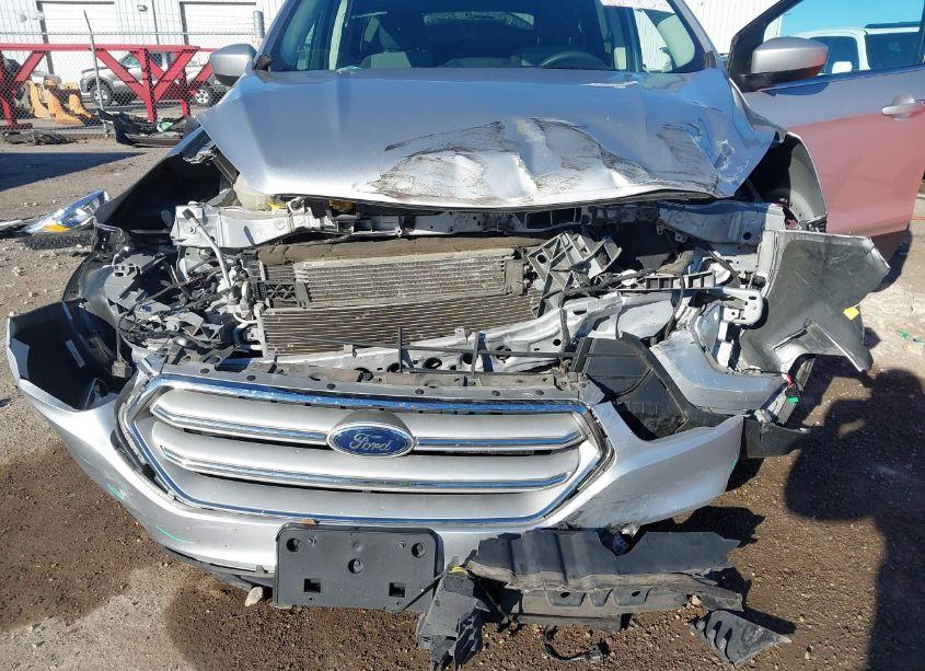 Photo 6 of 2018 Ford Escape SE (VIN 1FMCU0GD6JUC06715)