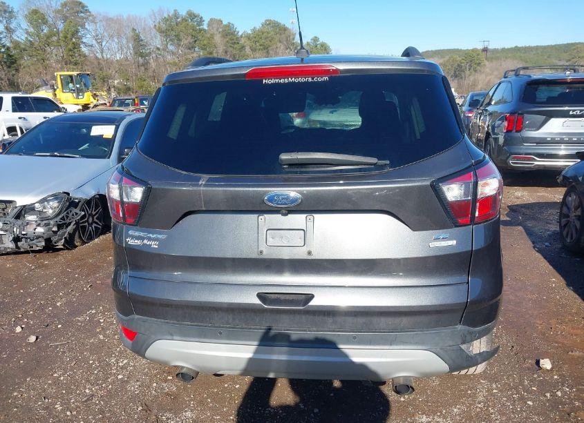 Photo 16 of 2018 Ford Escape SE (VIN 1FMCU0GD6JUC12529)