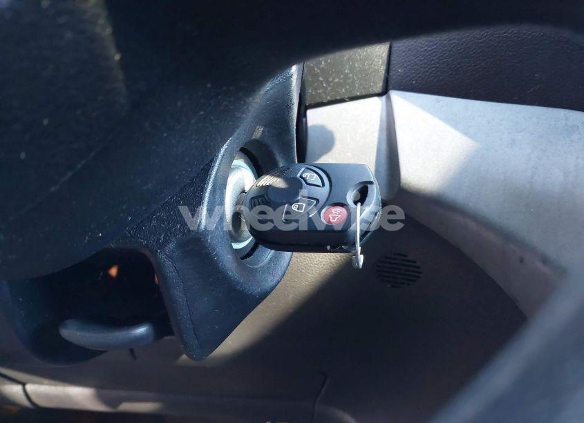 Photo 11 of 2018 Ford Escape SE (VIN 1FMCU0GD6JUC32442)