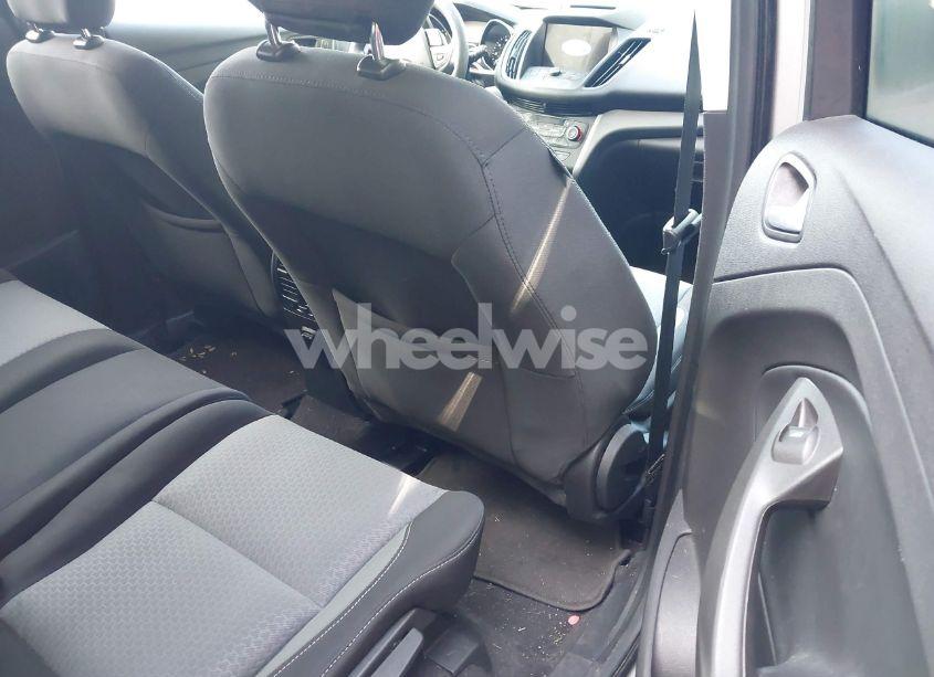 Photo 8 of 2018 Ford Escape SE (VIN 1FMCU0GD6JUC32442)