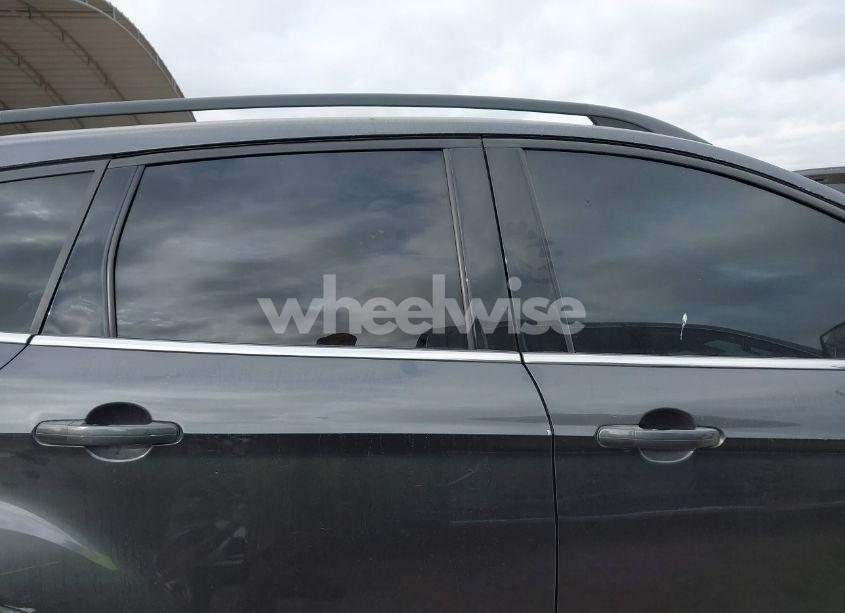 Photo 13 of 2018 Ford Escape SE (VIN 1FMCU0GD6JUC69927)