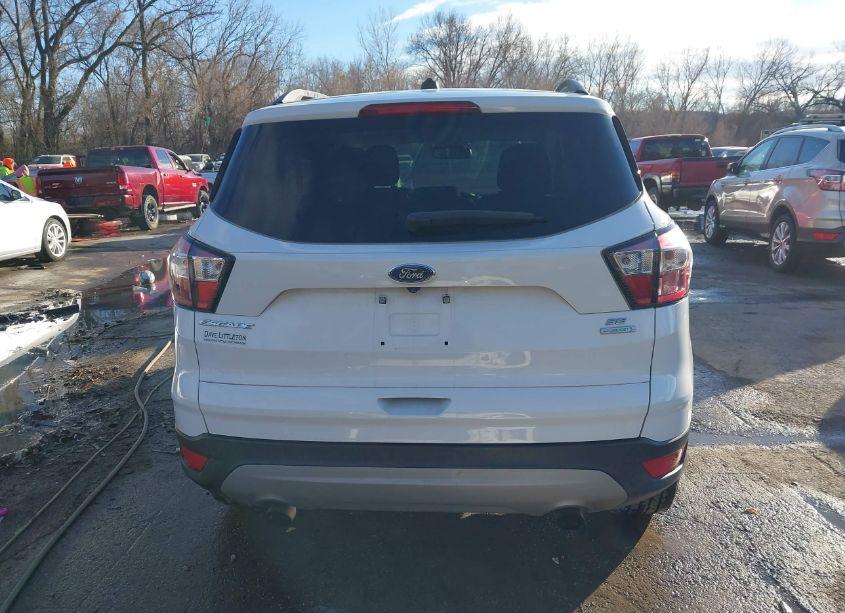 Photo 17 of 2018 Ford Escape SE (VIN 1FMCU0GD6JUD07558)