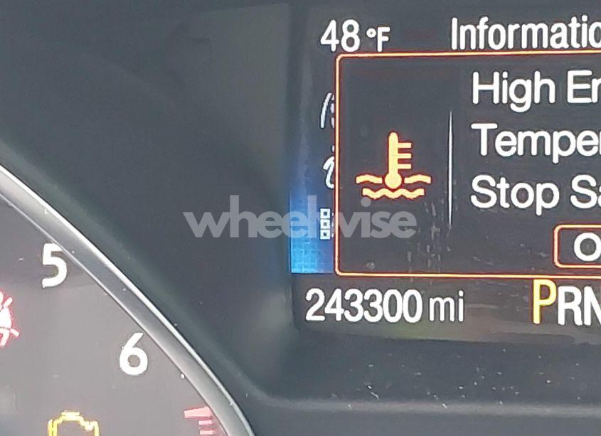 Photo 7 of 2018 Ford Escape SE (VIN 1FMCU0GD6JUD43556)
