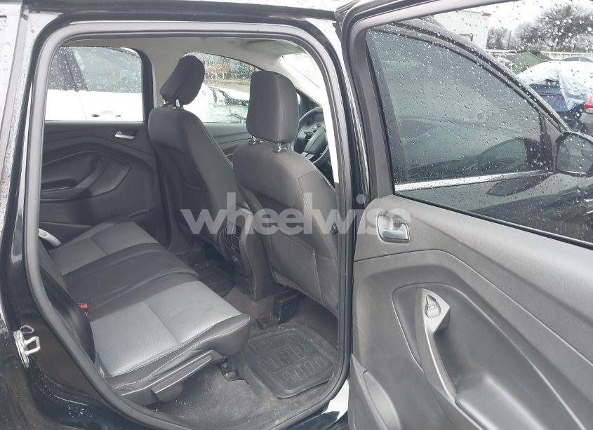 Photo 8 of 2018 Ford Escape SE (VIN 1FMCU0GD6JUD43556)