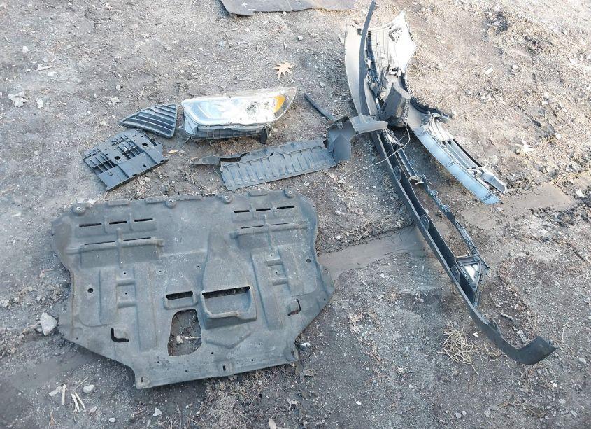 Photo 11 of 2019 Ford Escape SE (VIN 1FMCU0GD6KUB80814)