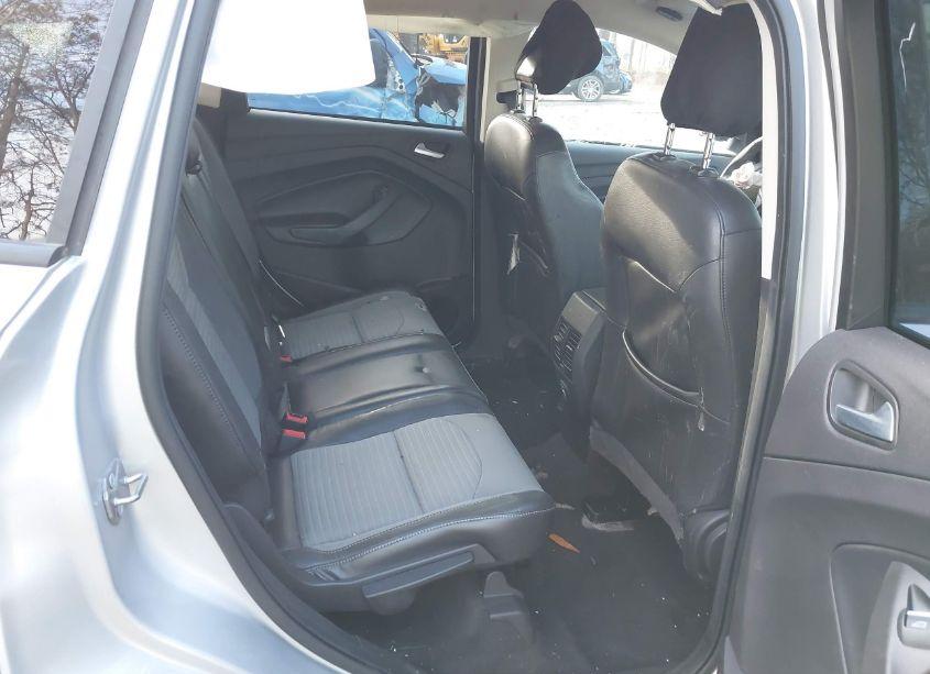 Photo 8 of 2019 Ford Escape SE (VIN 1FMCU0GD6KUB80814)