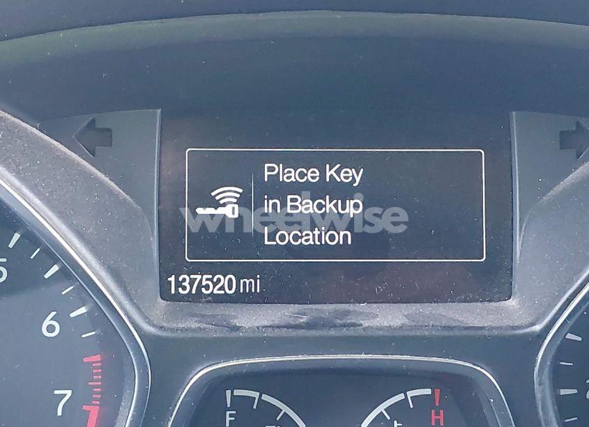 Photo 15 of 2019 Ford Escape SE (VIN 1FMCU0GD6KUC52417)