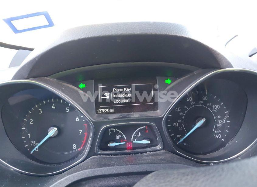 Photo 7 of 2019 Ford Escape SE (VIN 1FMCU0GD6KUC52417)