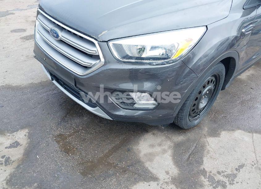 Photo 6 of 2017 Ford Escape SE (VIN 1FMCU0GD7HUA98728)