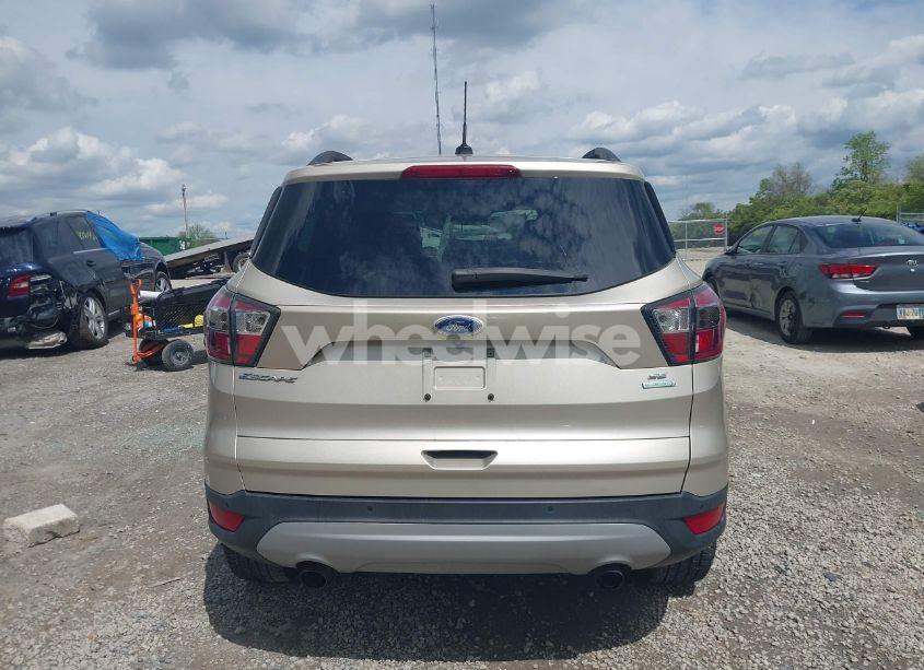 Photo 16 of 2017 Ford Escape SE (VIN 1FMCU0GD7HUB27502)
