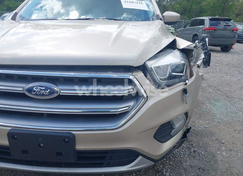Photo 17 of 2017 Ford Escape SE (VIN 1FMCU0GD7HUB27502)