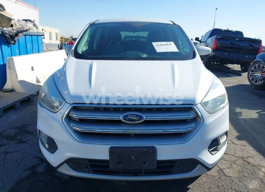 Photo 13 of 2017 Ford Escape SE (VIN 1FMCU0GD7HUB44557)