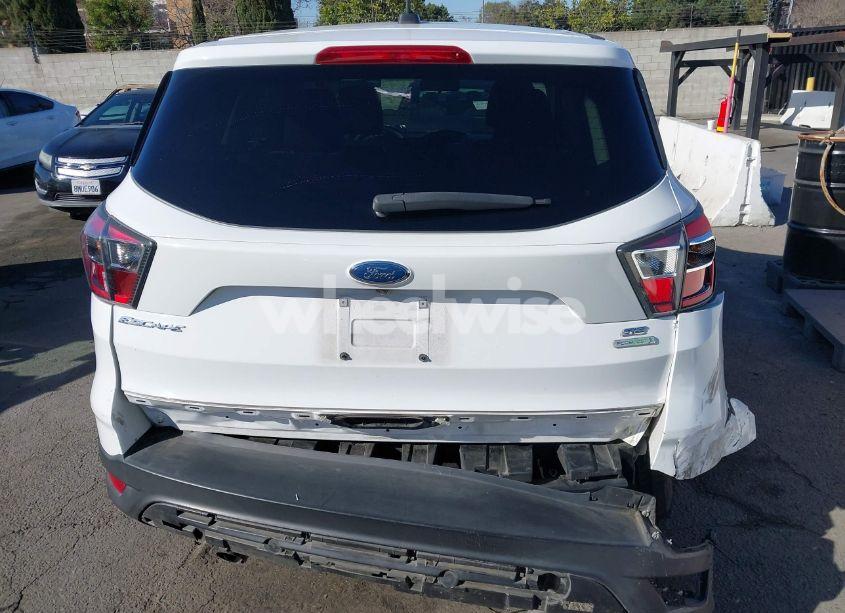 Photo 17 of 2017 Ford Escape SE (VIN 1FMCU0GD7HUB44557)