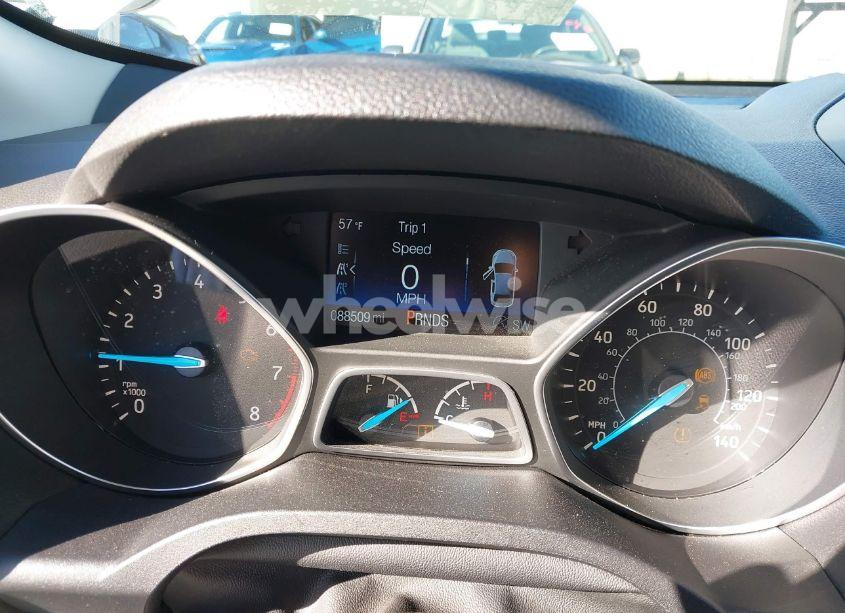 Photo 7 of 2017 Ford Escape SE (VIN 1FMCU0GD7HUB44557)