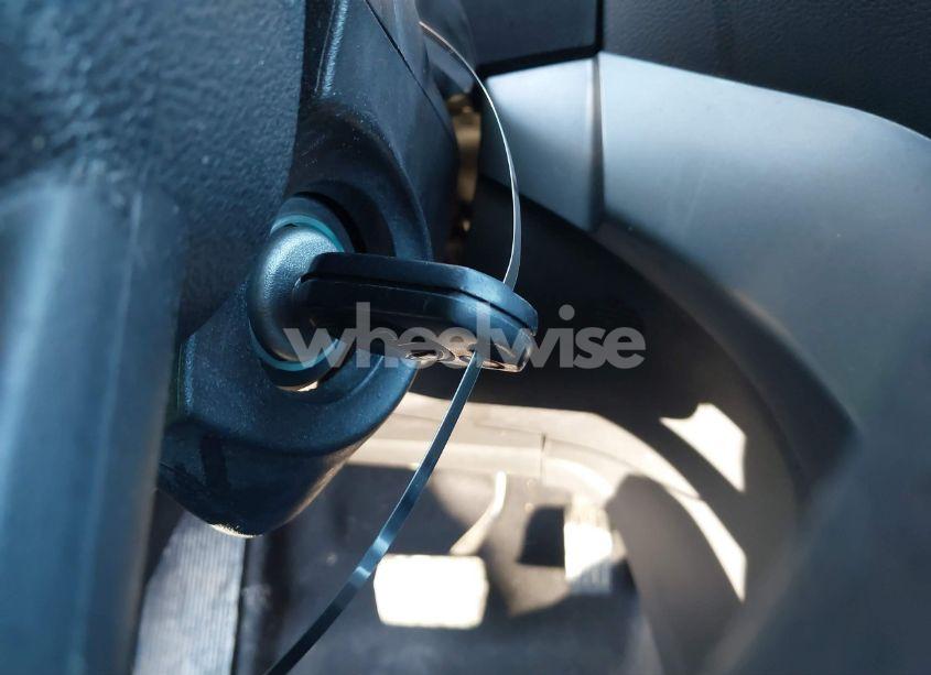 Photo 11 of 2017 Ford Escape SE (VIN 1FMCU0GD7HUB99350)