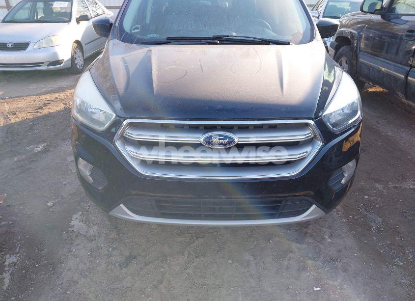 Photo 6 of 2017 Ford Escape SE (VIN 1FMCU0GD7HUB99350)