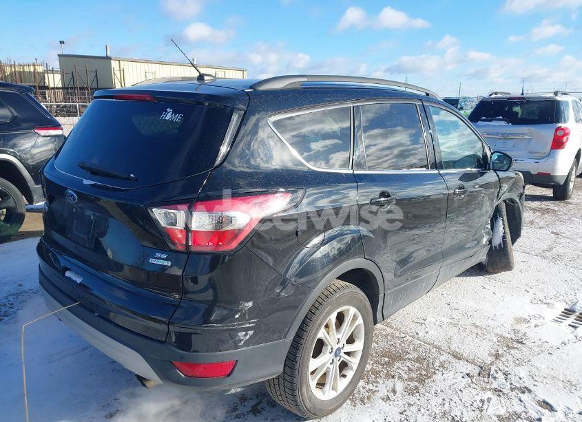 Photo 4 of 2017 Ford Escape SE (VIN 1FMCU0GD7HUC09780)