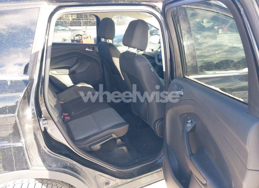 Photo 8 of 2017 Ford Escape SE (VIN 1FMCU0GD7HUC09780)