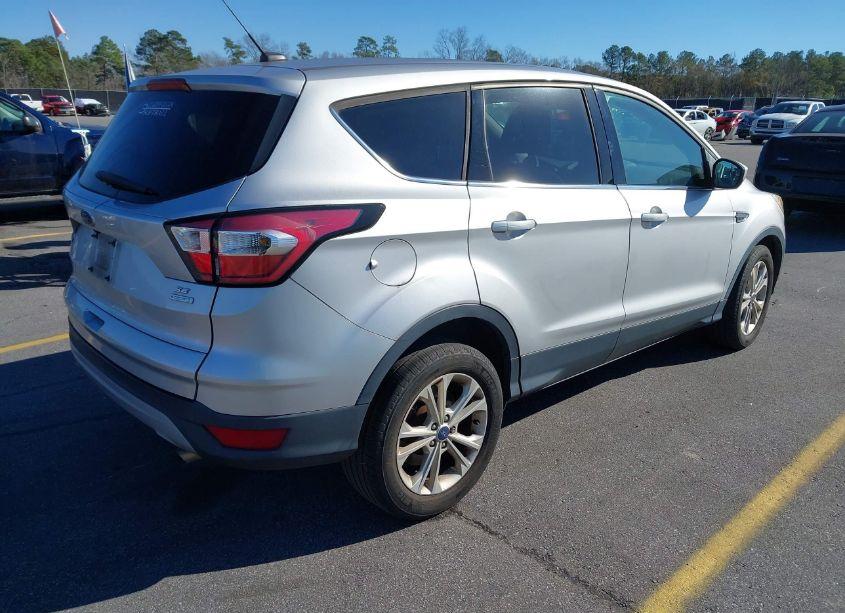 Photo 4 of 2017 Ford Escape SE (VIN 1FMCU0GD7HUC42682)
