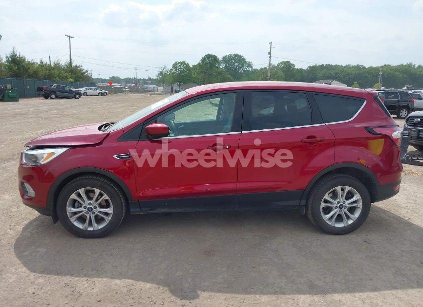 Photo 15 of 2017 Ford Escape SE (VIN 1FMCU0GD7HUC45288)