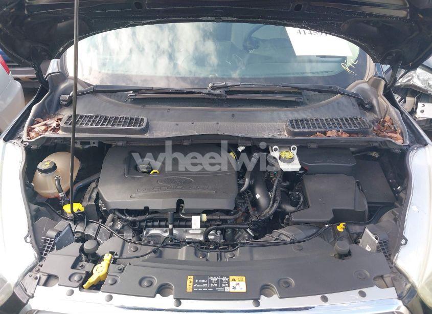 Photo 10 of 2017 Ford Escape SE (VIN 1FMCU0GD7HUC71583)