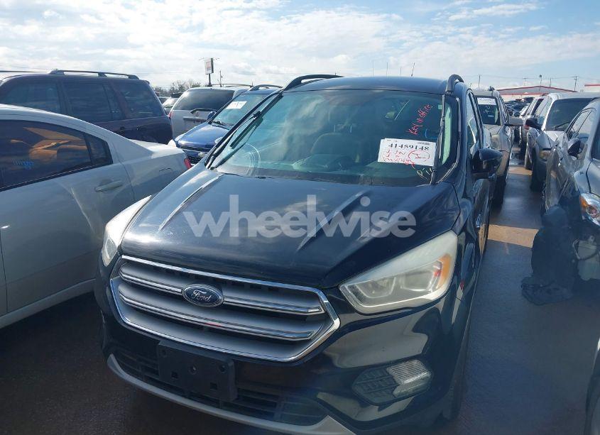 Photo 6 of 2017 Ford Escape SE (VIN 1FMCU0GD7HUC71583)