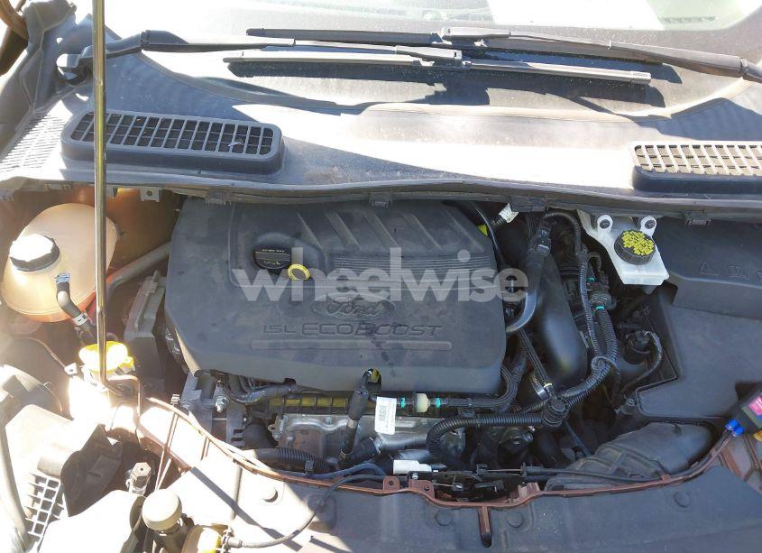 Photo 10 of 2017 Ford Escape SE (VIN 1FMCU0GD7HUC87802)