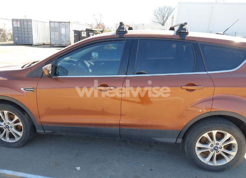 Photo 14 of 2017 Ford Escape SE (VIN 1FMCU0GD7HUC87802)