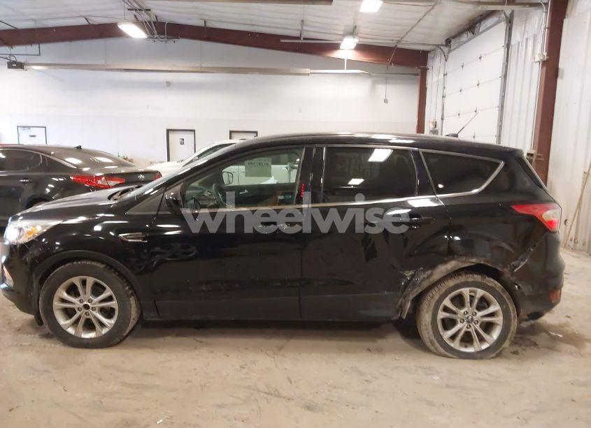 Photo 14 of 2017 Ford Escape SE (VIN 1FMCU0GD7HUD27425)