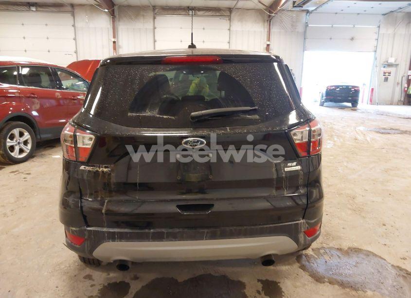 Photo 16 of 2017 Ford Escape SE (VIN 1FMCU0GD7HUD27425)