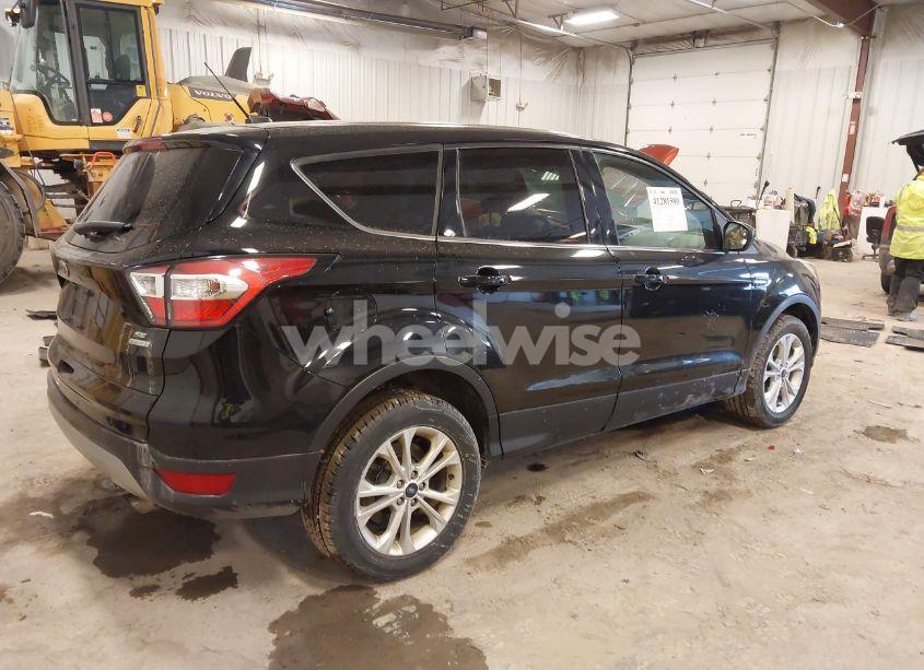 Photo 4 of 2017 Ford Escape SE (VIN 1FMCU0GD7HUD27425)