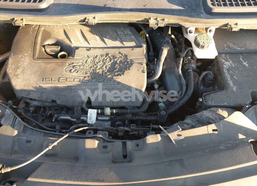 Photo 10 of 2017 Ford Escape SE (VIN 1FMCU0GD7HUD52647)