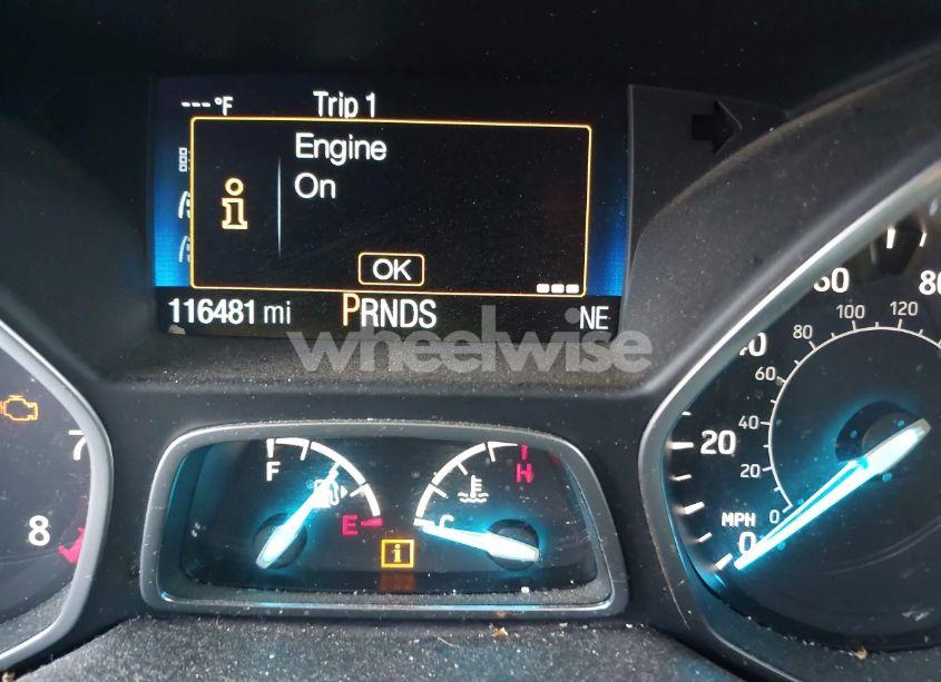 Photo 15 of 2017 Ford Escape SE (VIN 1FMCU0GD7HUD63762)