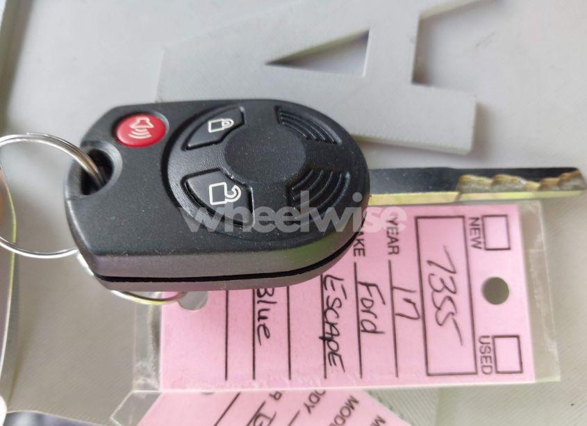 Photo 11 of 2017 Ford Escape SE (VIN 1FMCU0GD7HUD91450)