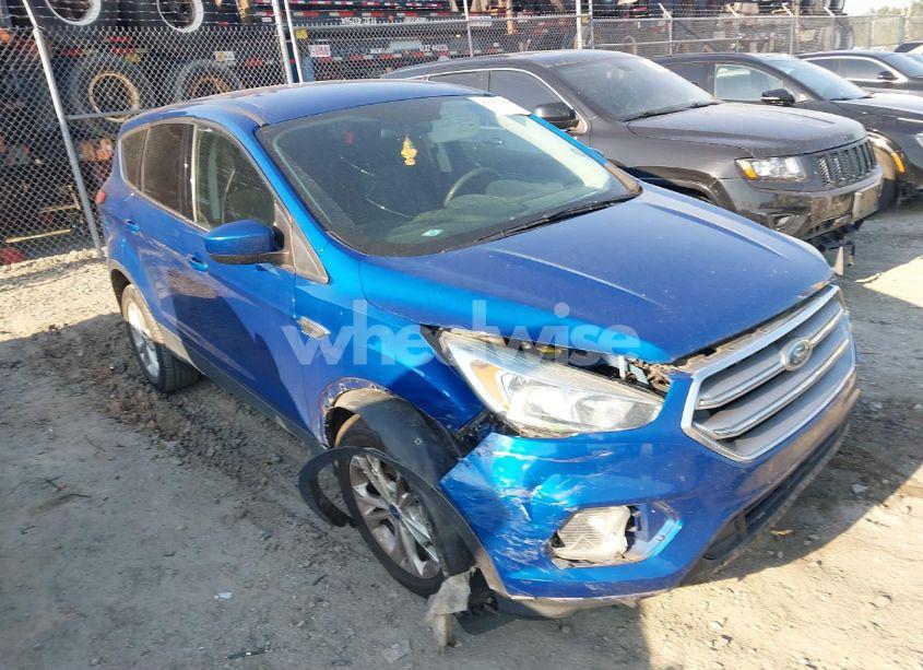 2017 Ford Escape SE (VIN 1FMCU0GD7HUE70939) main photo
