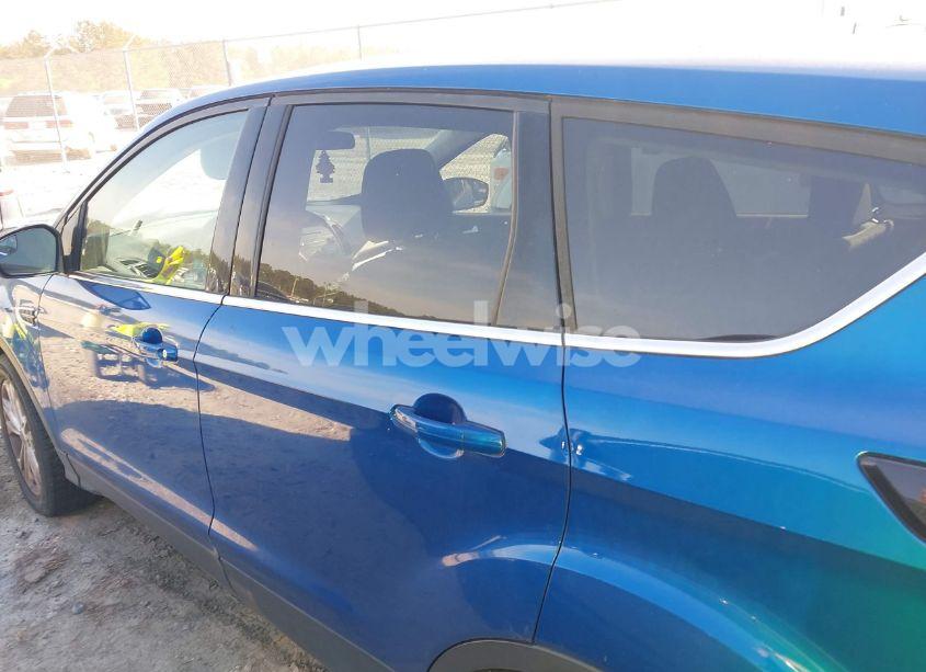 Photo 14 of 2017 Ford Escape SE (VIN 1FMCU0GD7HUE70939)