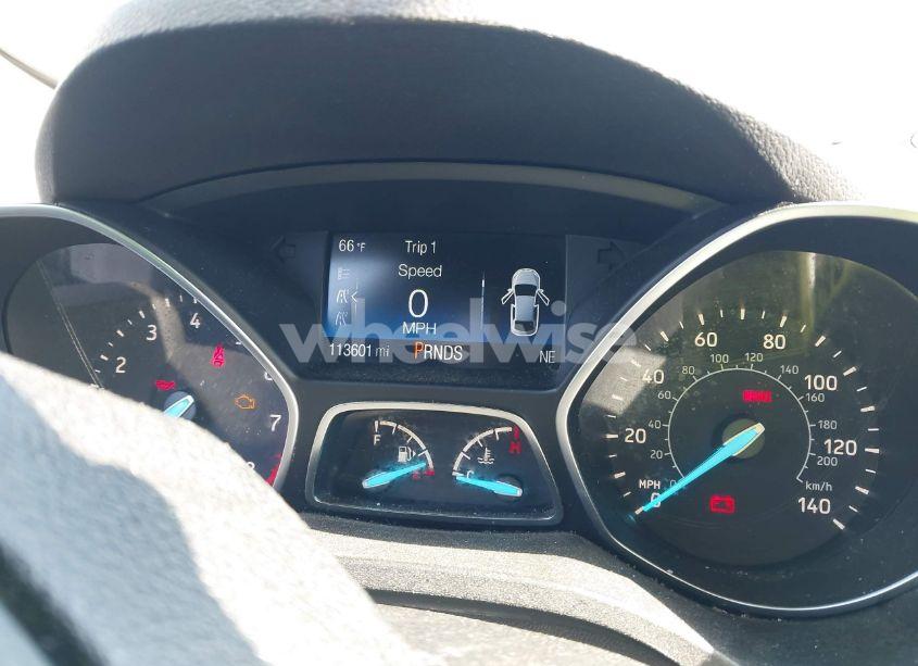 Photo 15 of 2017 Ford Escape SE (VIN 1FMCU0GD7HUE70939)