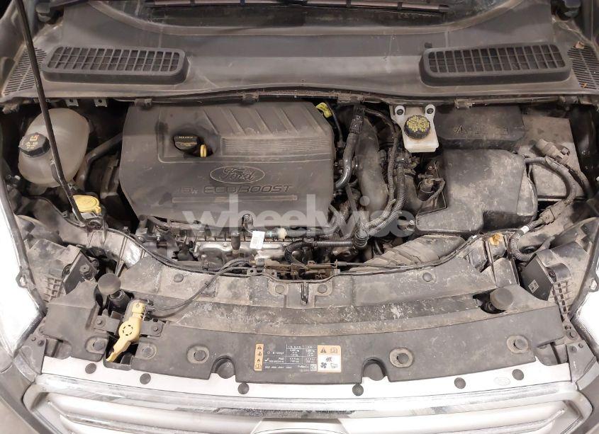 Photo 10 of 2017 Ford Escape SE (VIN 1FMCU0GD7HUE73744)