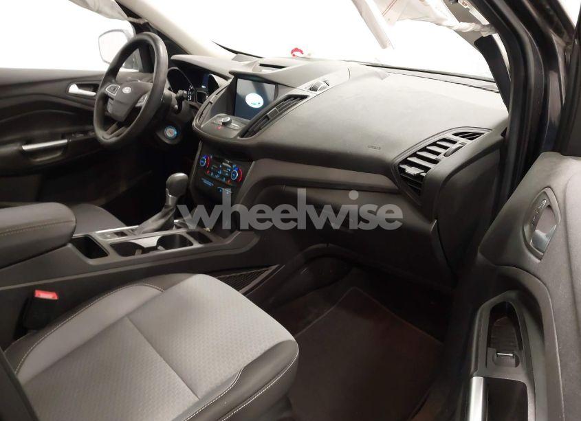 Photo 5 of 2017 Ford Escape SE (VIN 1FMCU0GD7HUE73744)