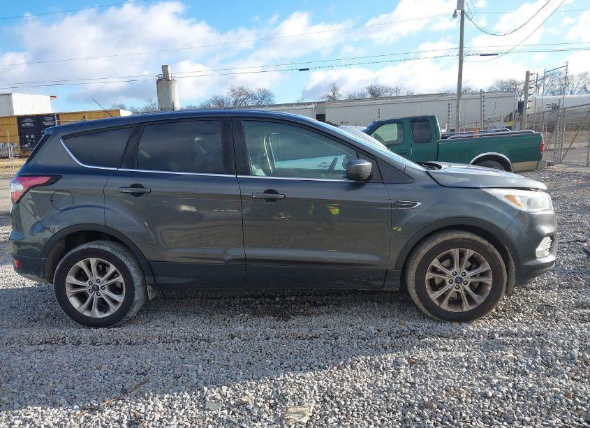 Photo 13 of 2017 Ford Escape SE (VIN 1FMCU0GD7HUF01848)